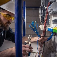 Como economizar energia através de boas práticas de instalação